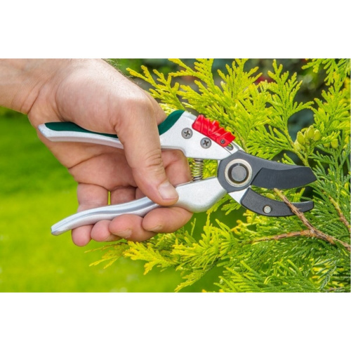 Секатор VERTO 15G207 садовый контактный алюминиевый