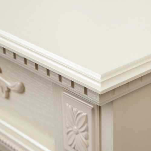 Электрокамин RealFlame Lilian WT жемчуг с очагом Fobos Lux Black