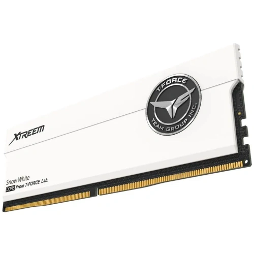 ОЗУ TEAMGROUP T-Force Xtreem 32GB (FFWD532G8000HC38DDC01) DDR5 (2x16GB) 8000MHz CL38 (38-48-48-84) 1.45V / White